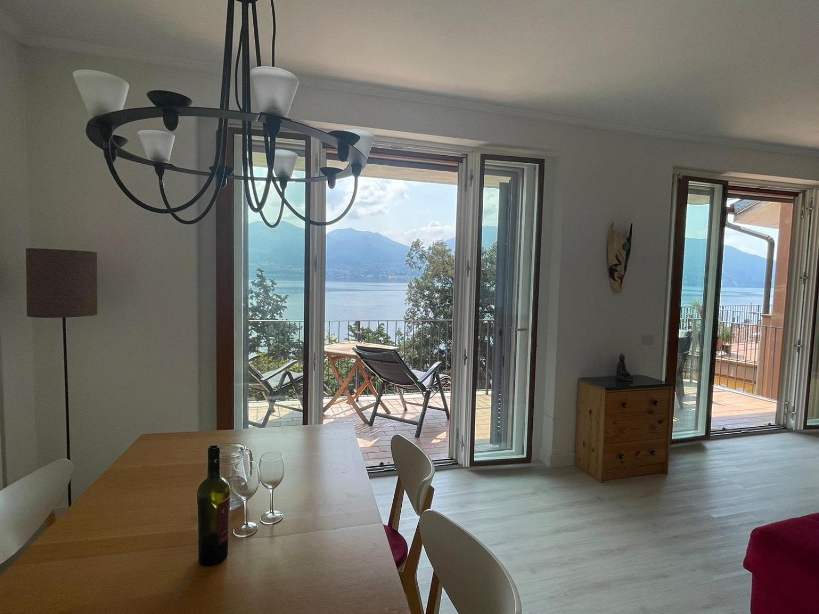 Gioia Apartment Oggebbio Bagian luar foto
